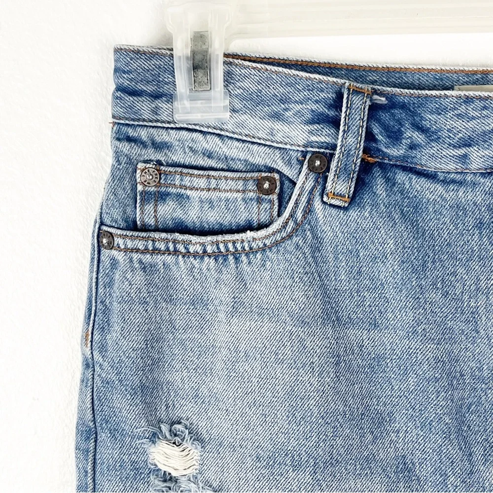FREE PEOPLE WE THE FREE Ripped Distressed Blue Denim Jean Mini Skirt 26 Boho
